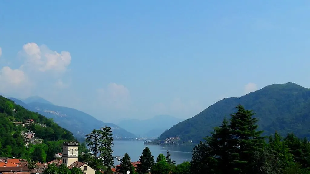 Caroline Hotel Brusimpiano Italy